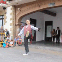 Baile del alcalde el día grande de las fiestas de Getaria